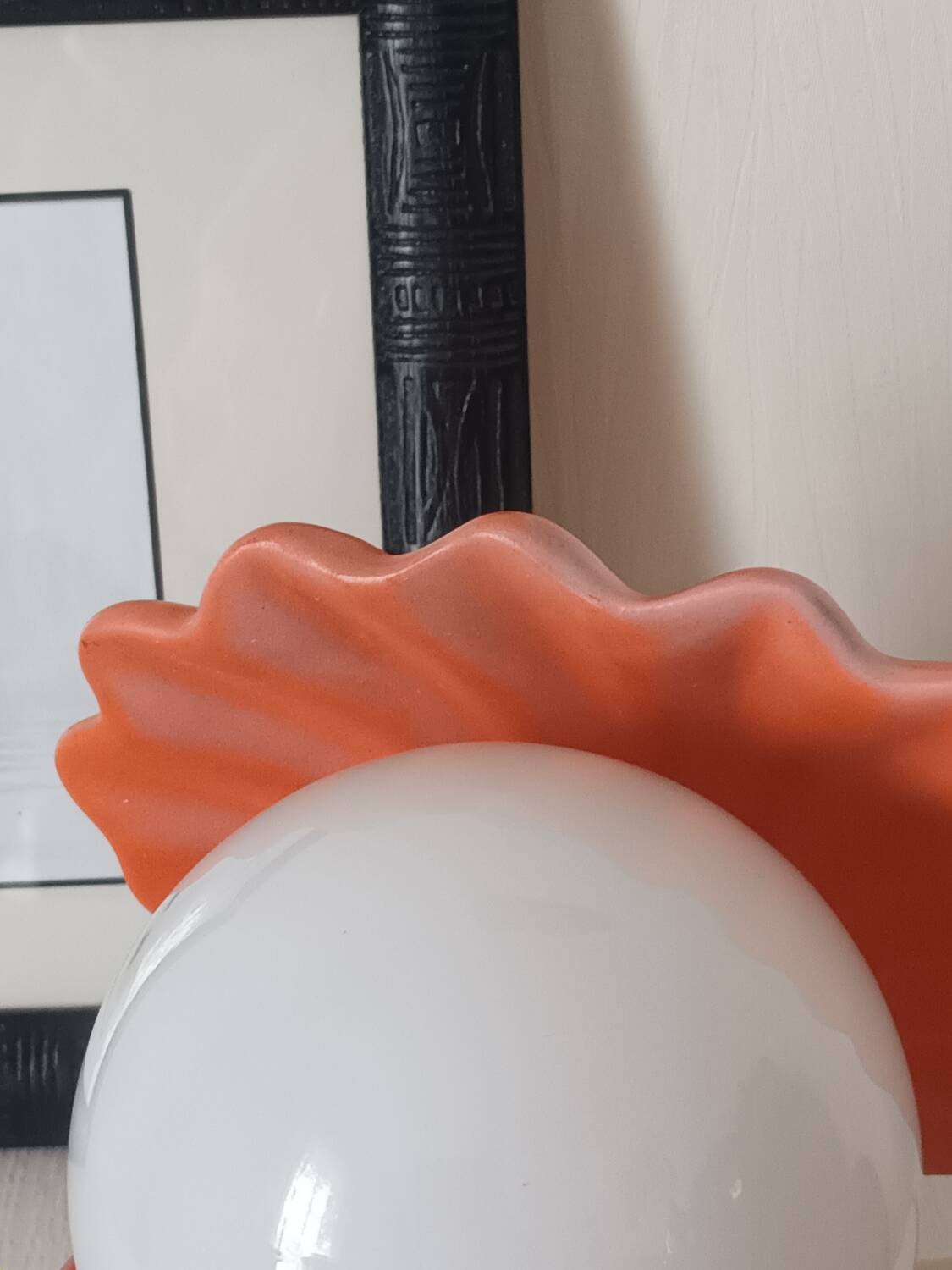 Vintage ceramic seashell lamp