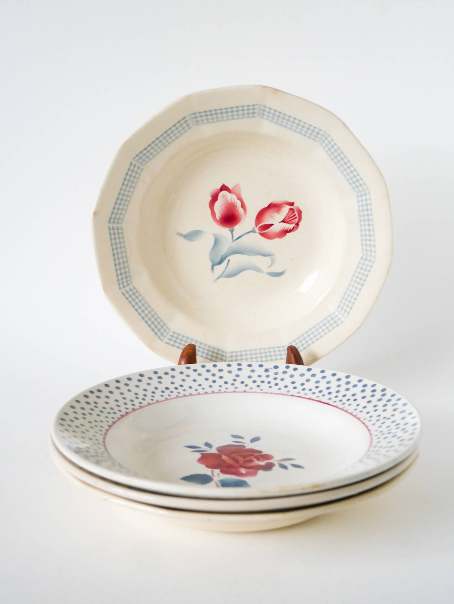 Set of 4 mismatched Digoin Sarreguemines floral soup plates