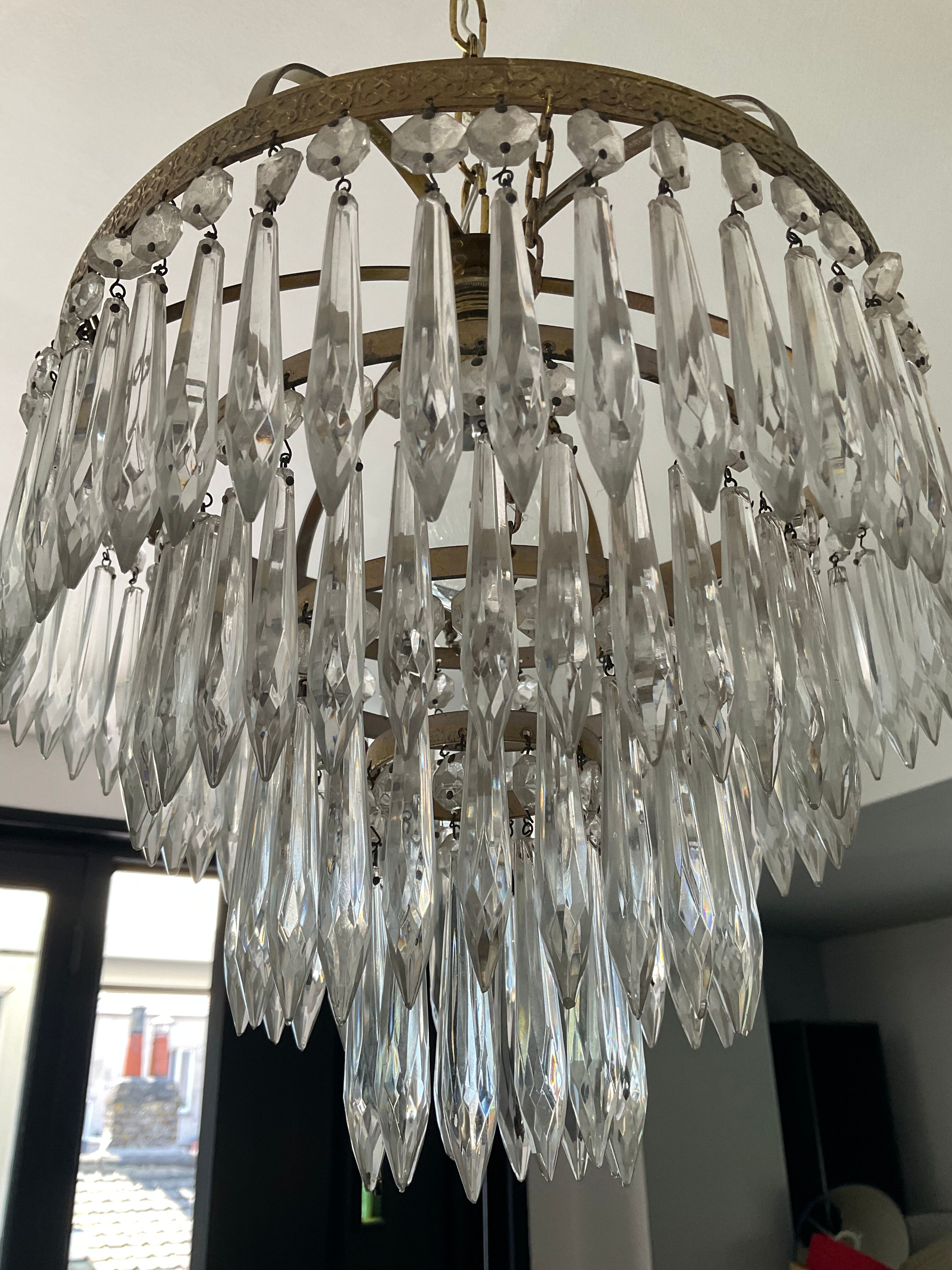 Chandelier cascade of tassels from the 60s-70s