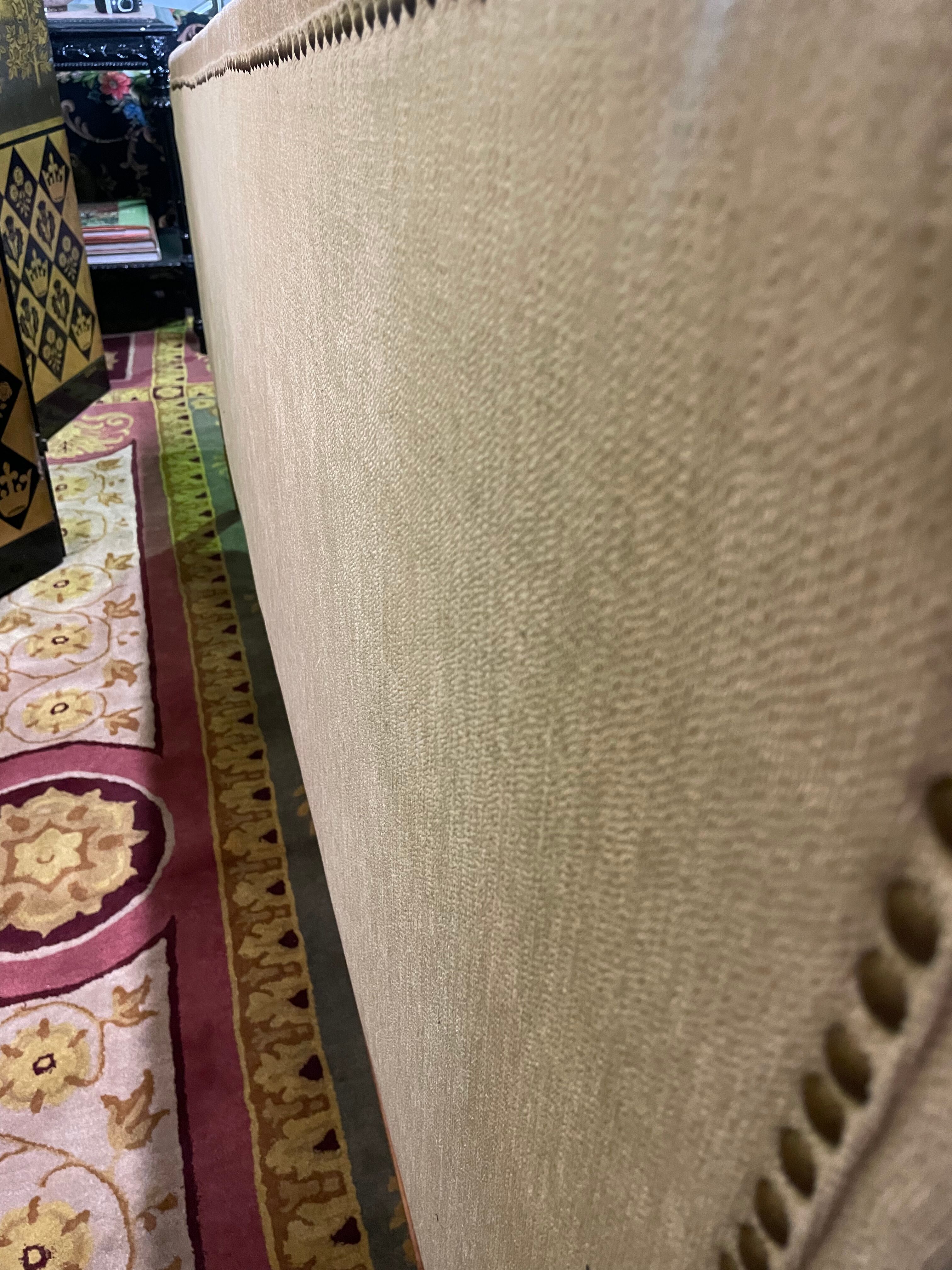 Sofa Louis XVI style