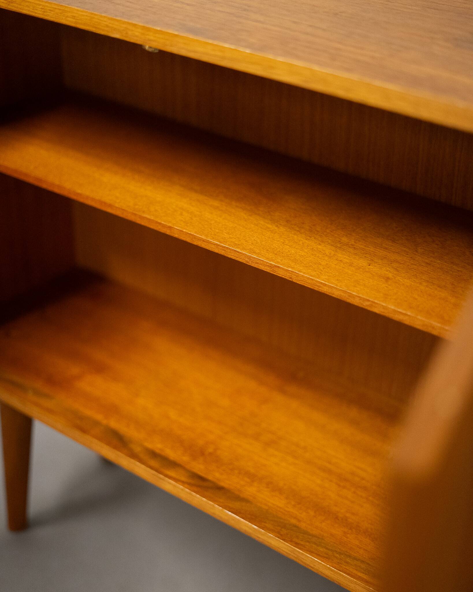 Mid-Century Modern Teak and Oak Buffet from Moda Möbel, 1960