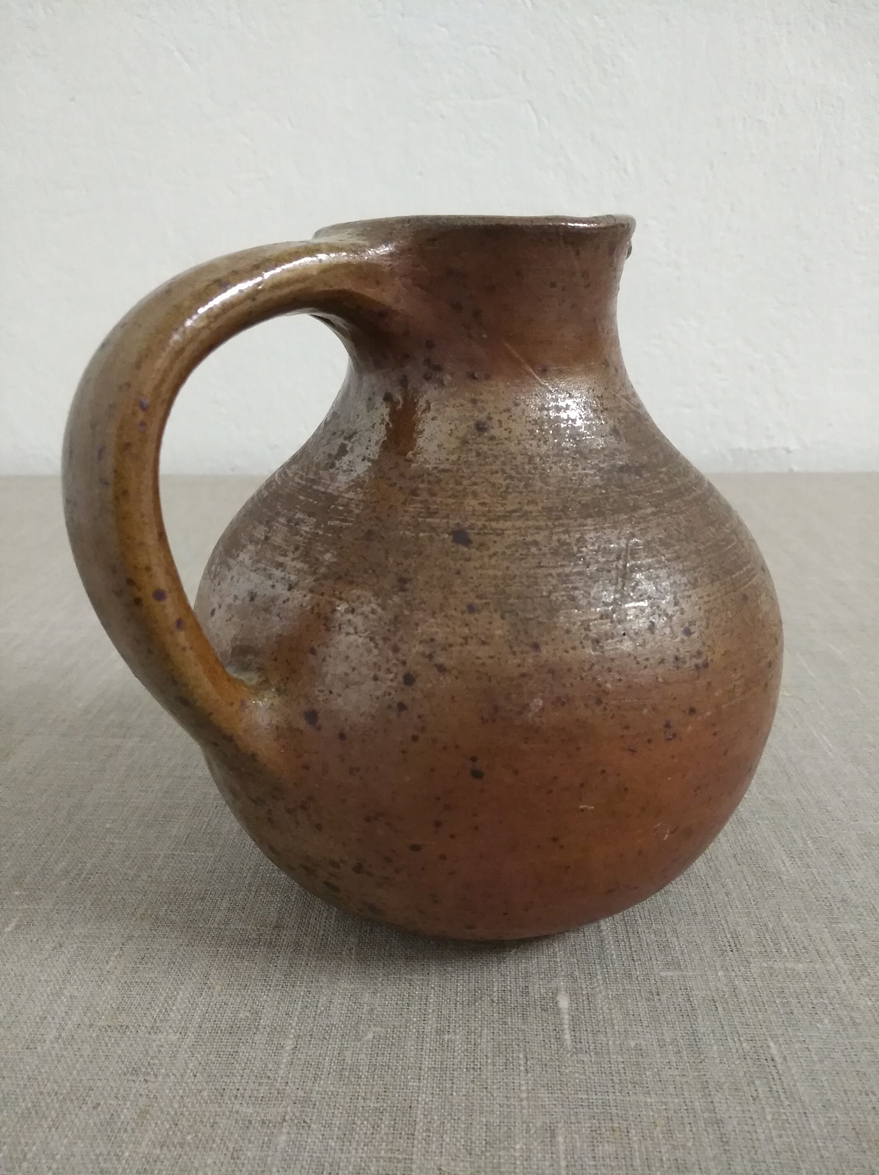 Ceramic pitcher by Nigron