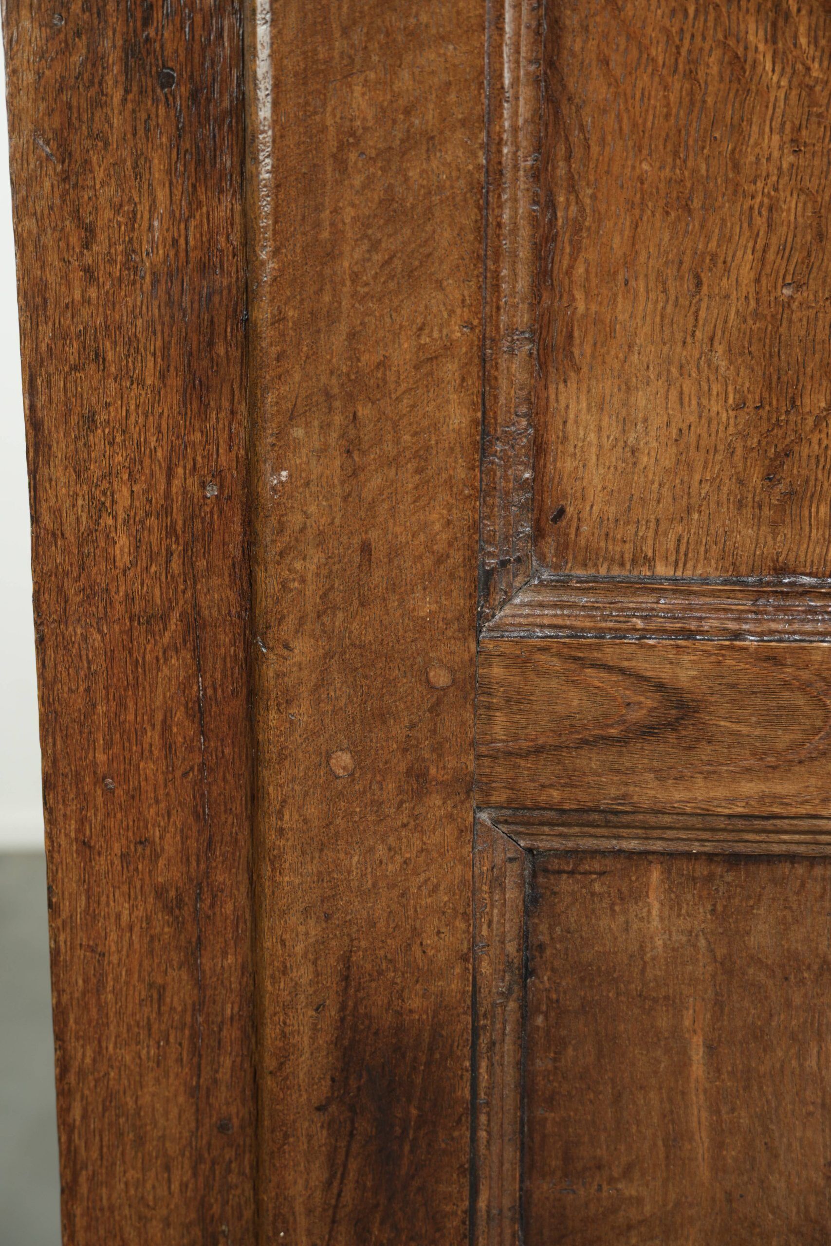 Antique oak farmhouse cupboard from the 17th century with original fittings