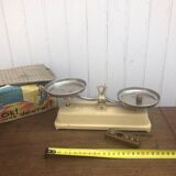 Old toy merchant scale