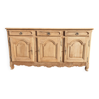 Vintage-style wooden campaign sideboard, 3 doors, 3 keys.