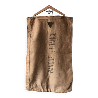 Hemp bag France bank