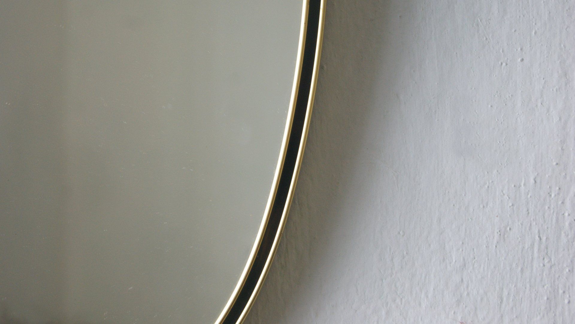 Miroir en forme de cœur doré et noir du milieu du siècle, années 1960