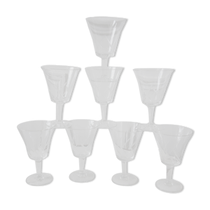 Lot de 8 verres à vin en cristal