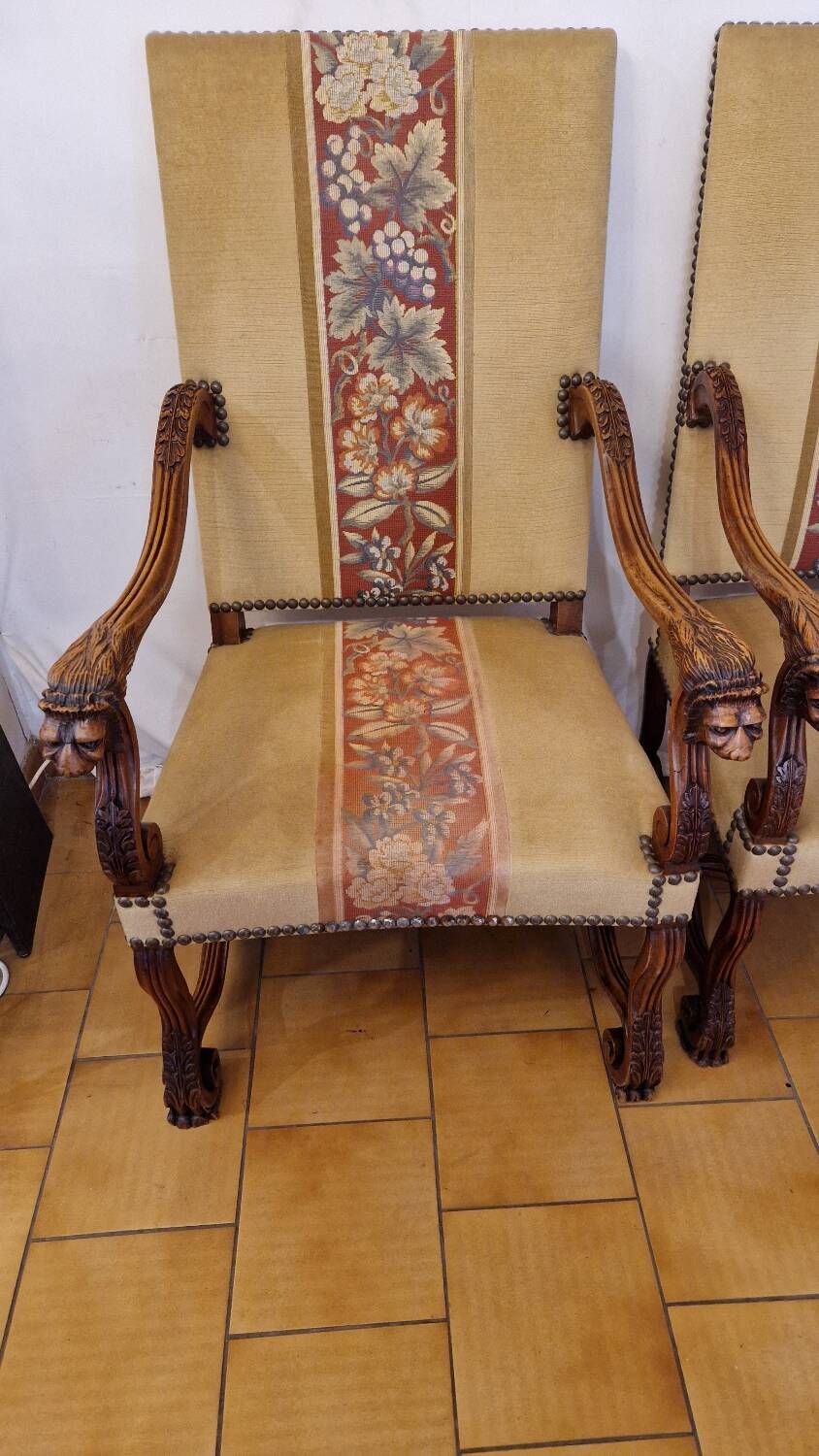 Pair of Renaissance armchairs