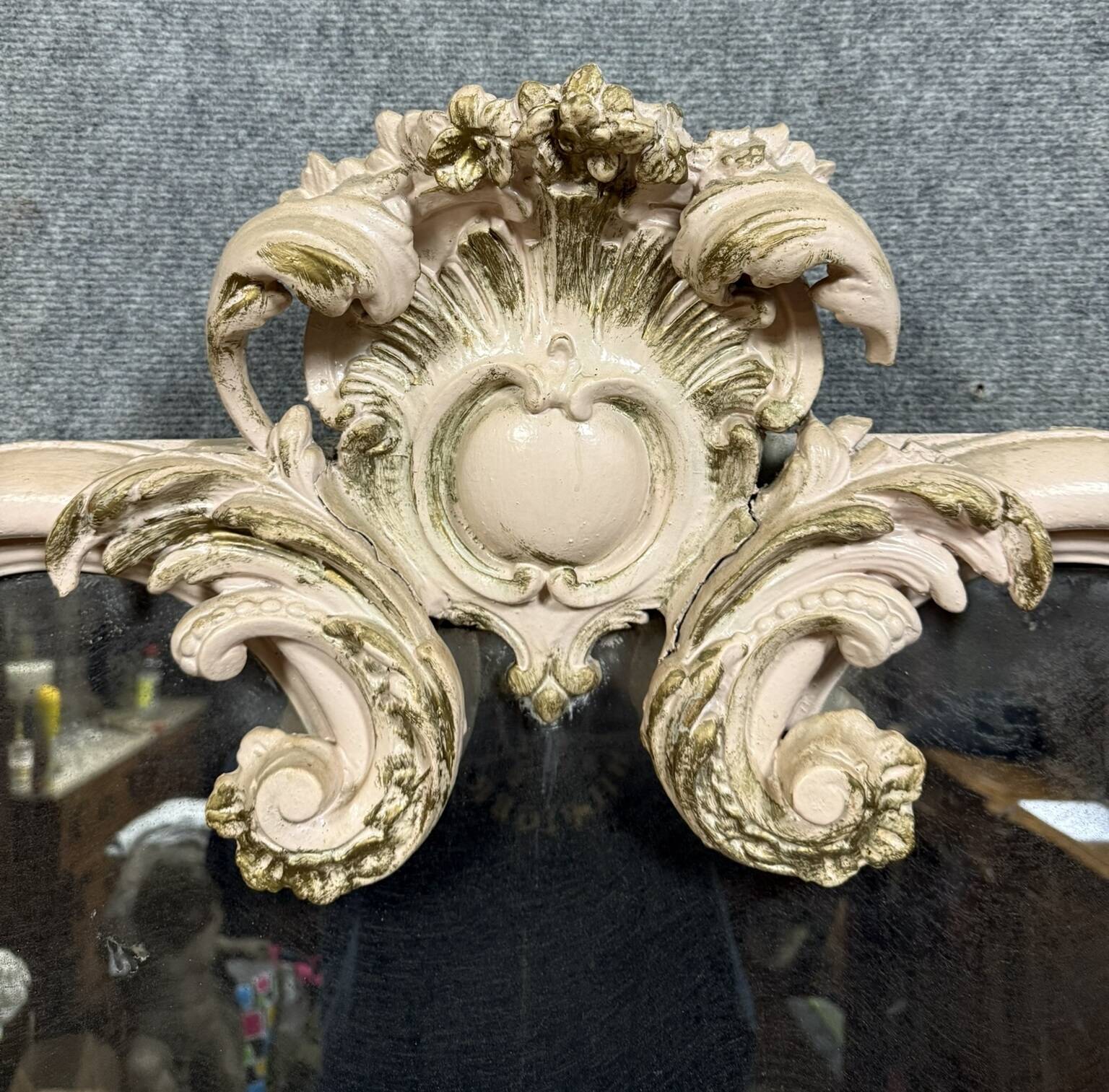 Très grand miroir laqué et doré époque Napoléon III