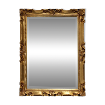 French Vintage square carved wooden gilded mirror in Baroque style