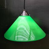 Green opaline cone suspension