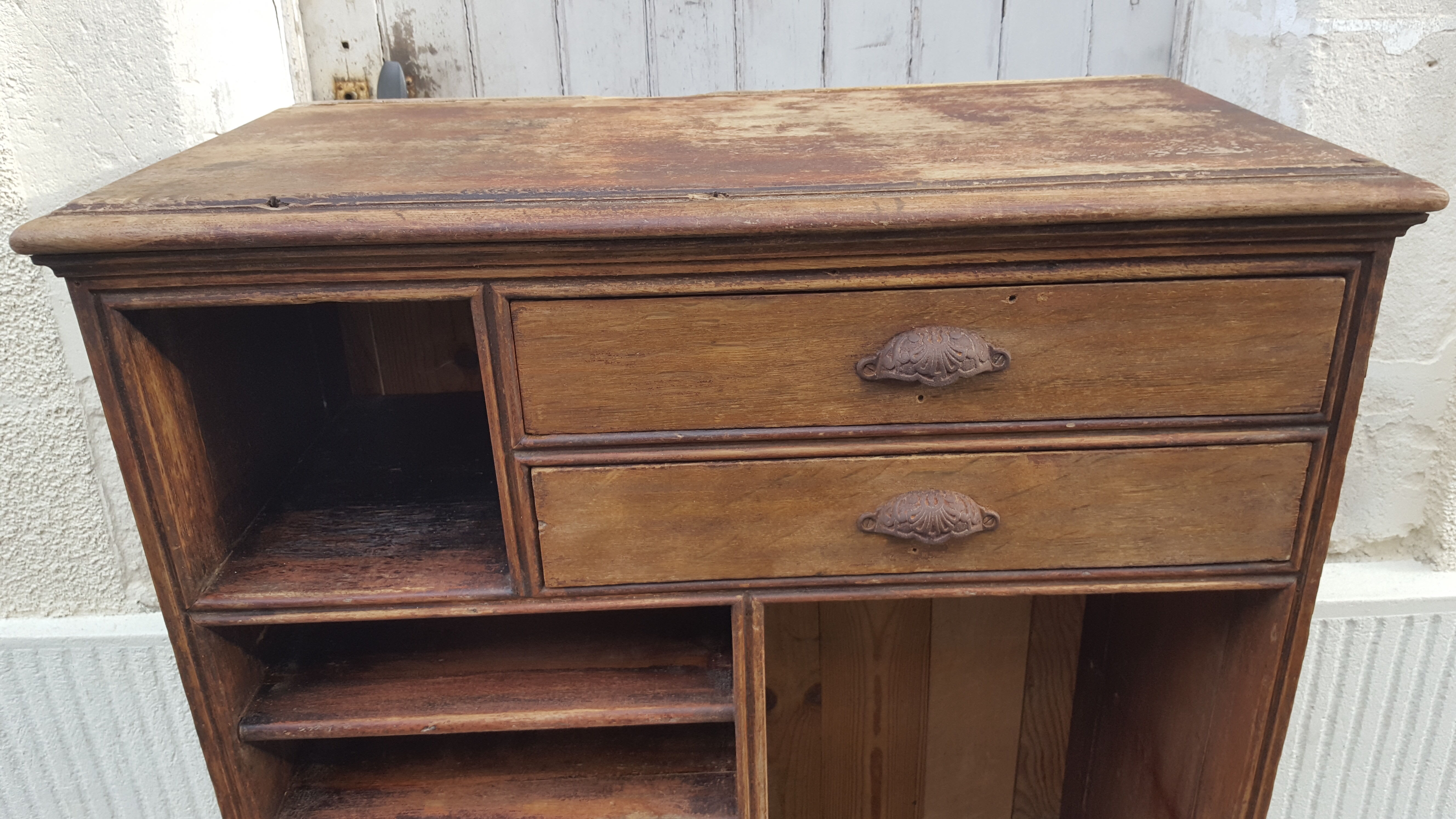 Trade furniture counter 1900