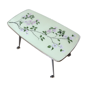 Coffee table with flowers
