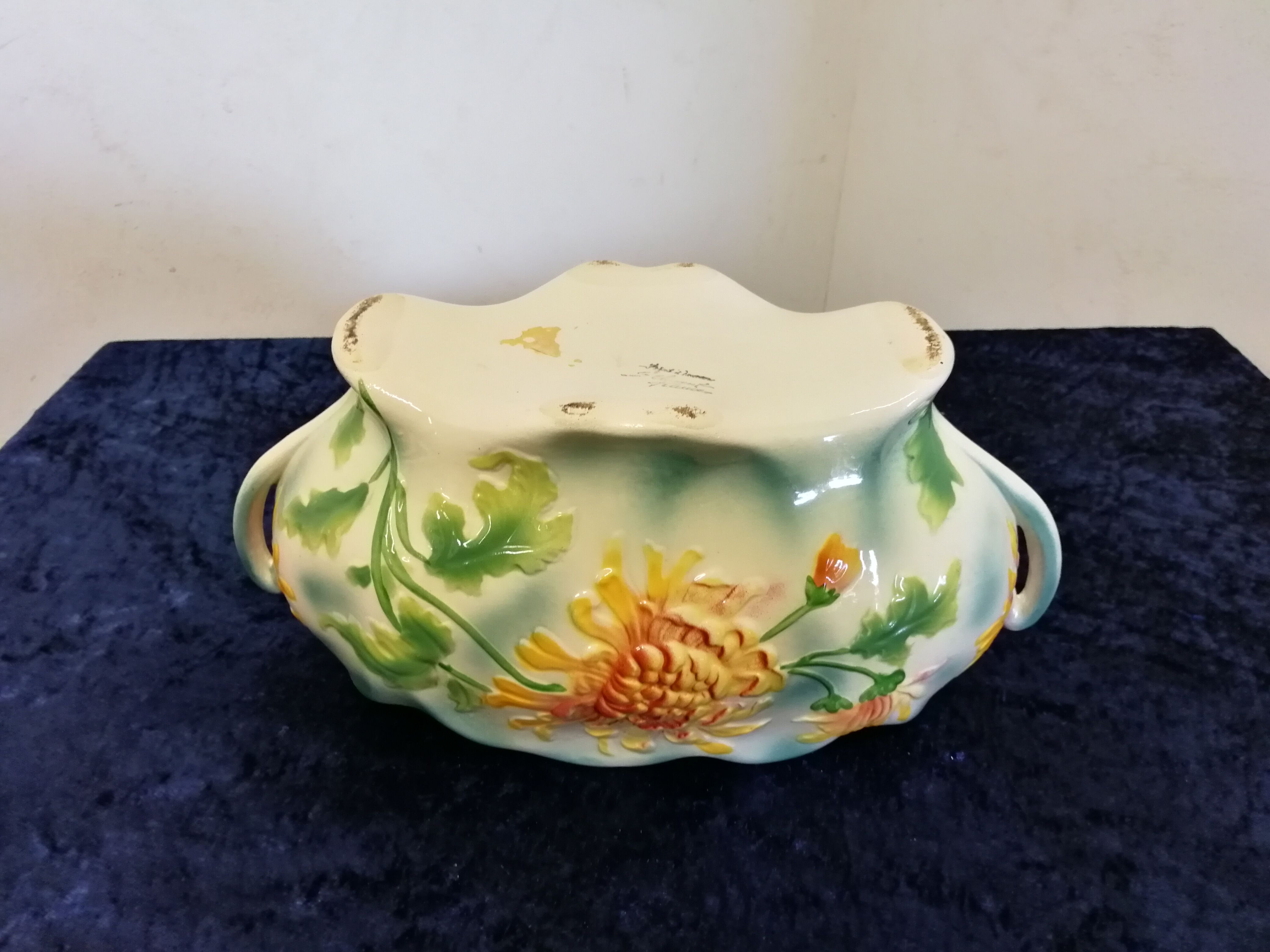 Planter in Barbotine St Clement