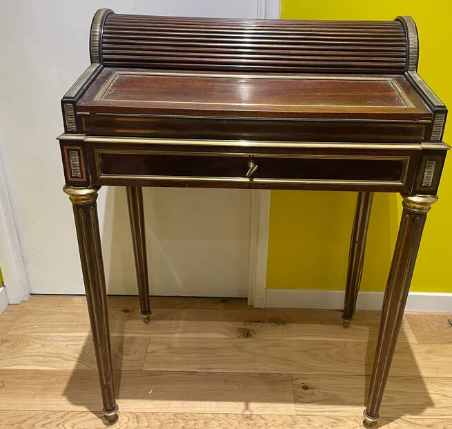 Small Louis XVI style cylinder desk (19th century)