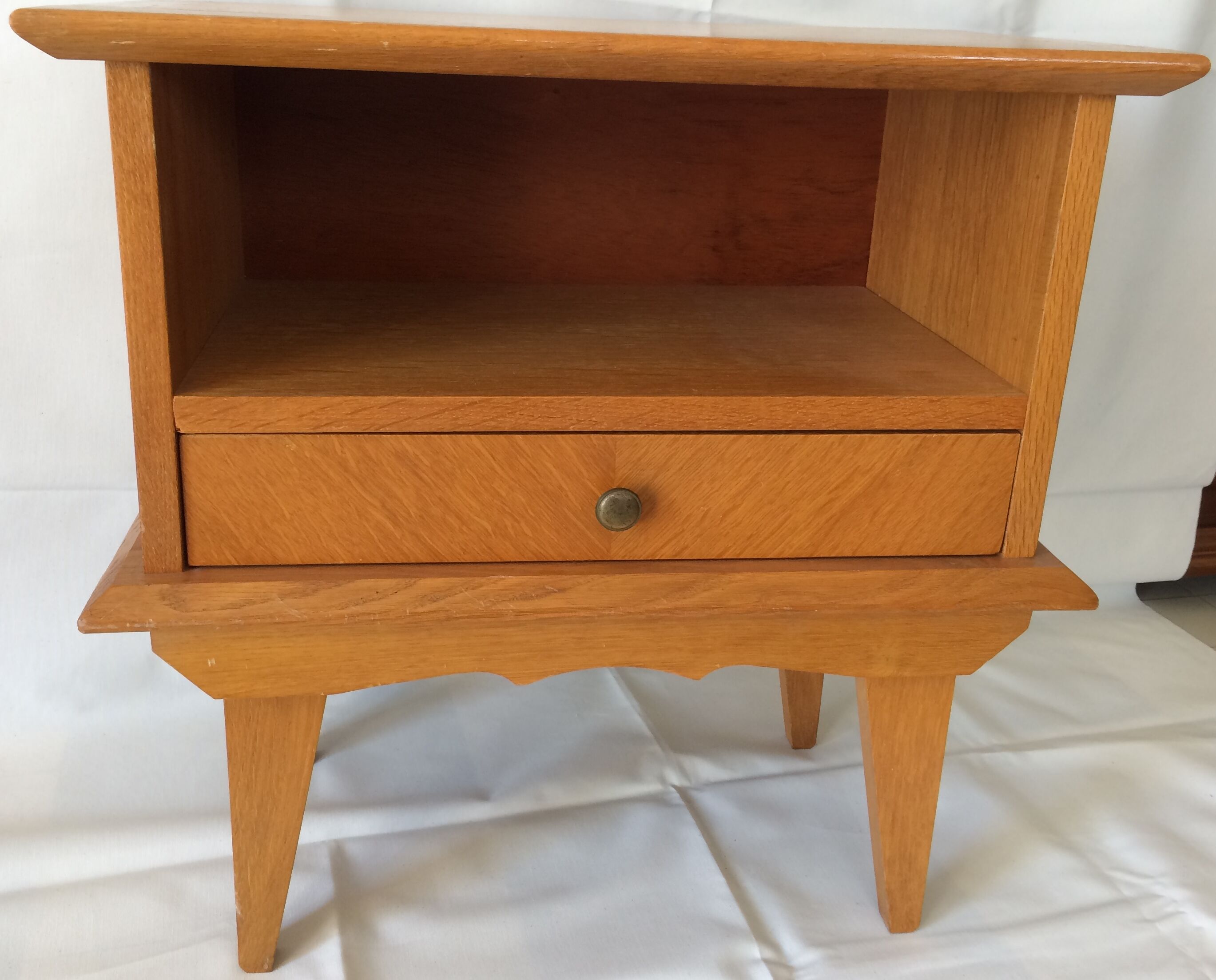 Bedside from the years 1950-1960