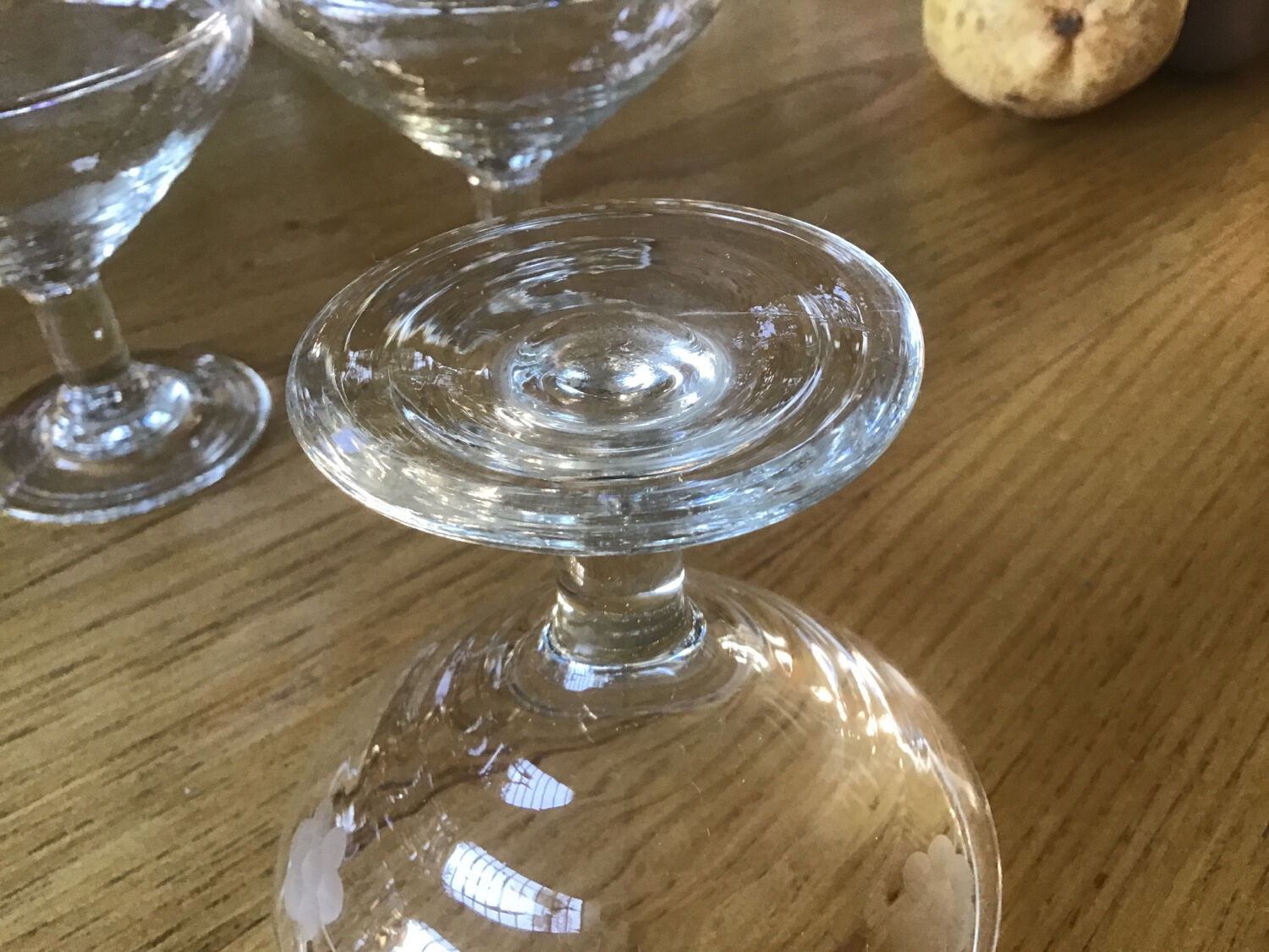 4 antique champagne glasses engraved