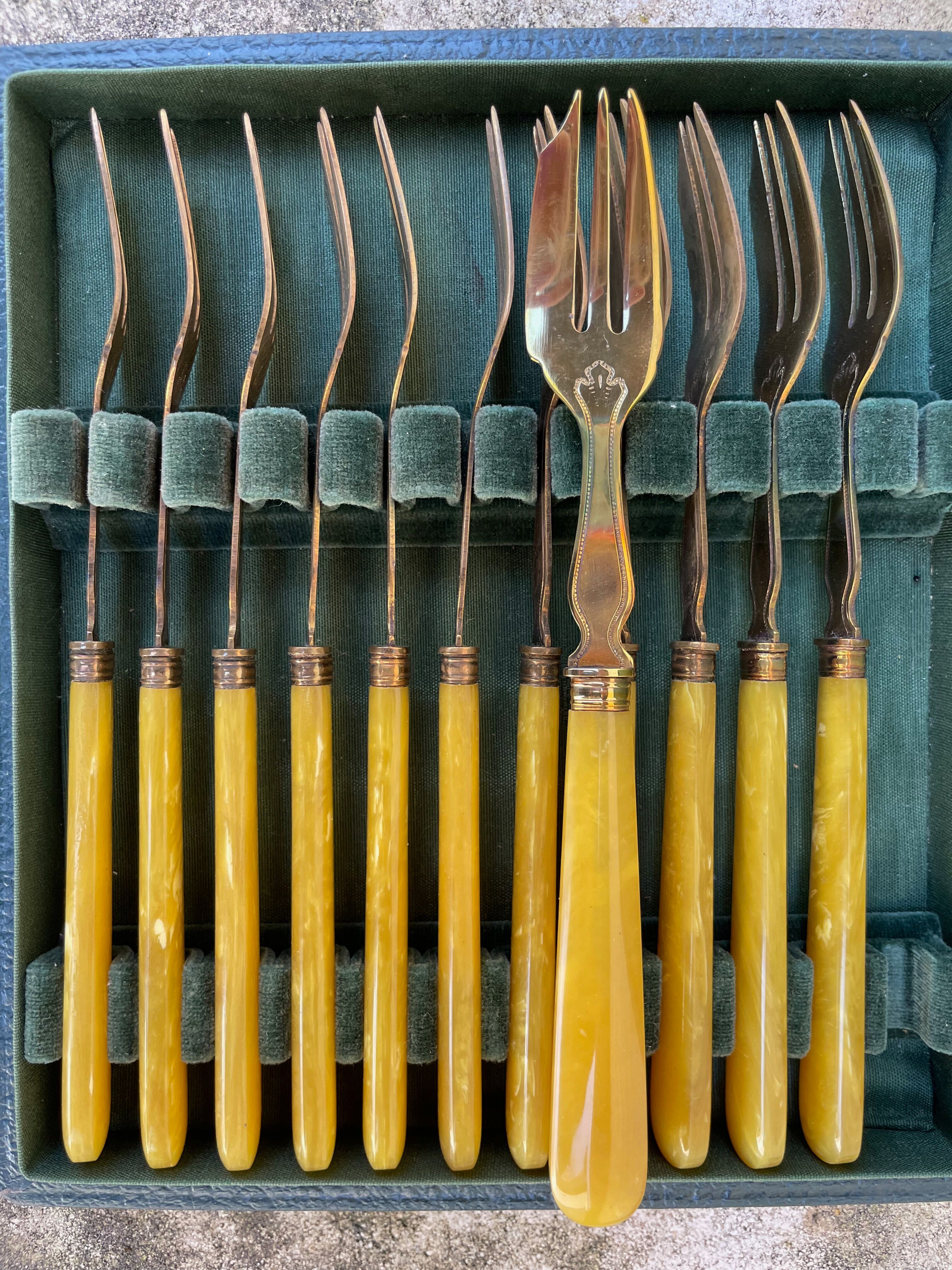 Set of 12 old dessert forks Leverrier Leduc & Cie