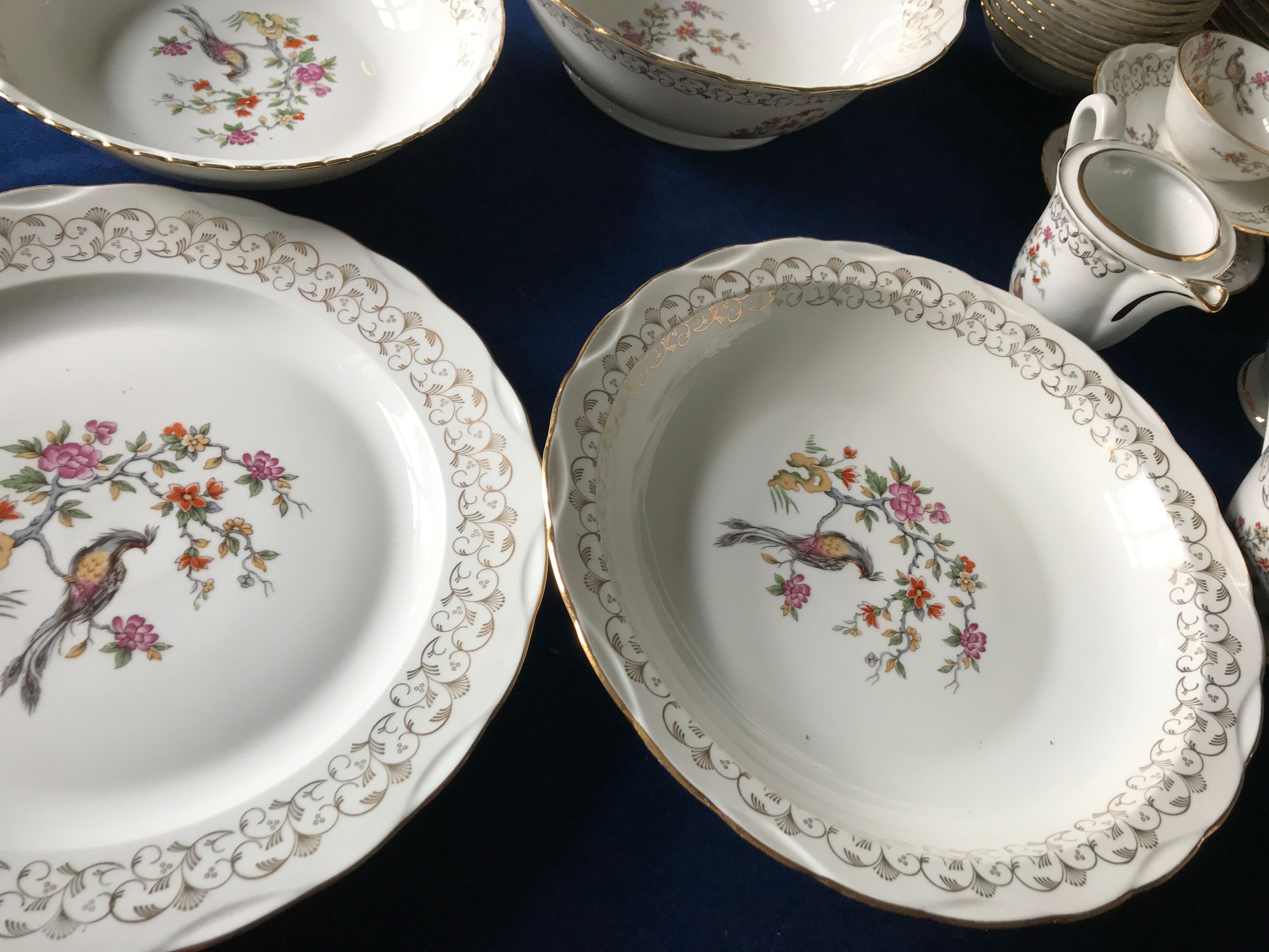 Table service set in Limoges porcelain 81 pieces