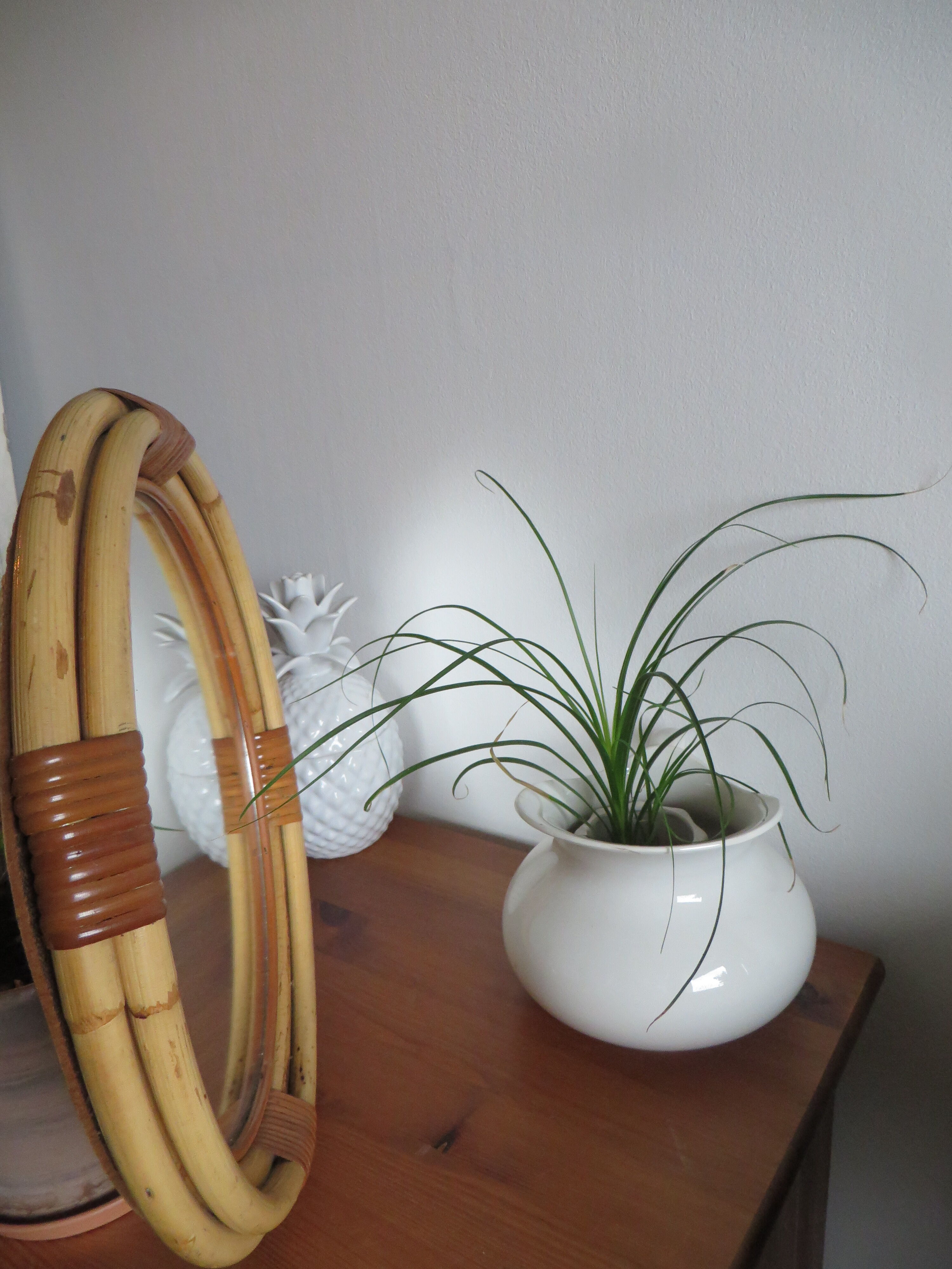 Vintage rattan round mirror 38cm