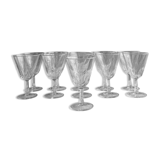 Set of 10 classic stemmed water glasses