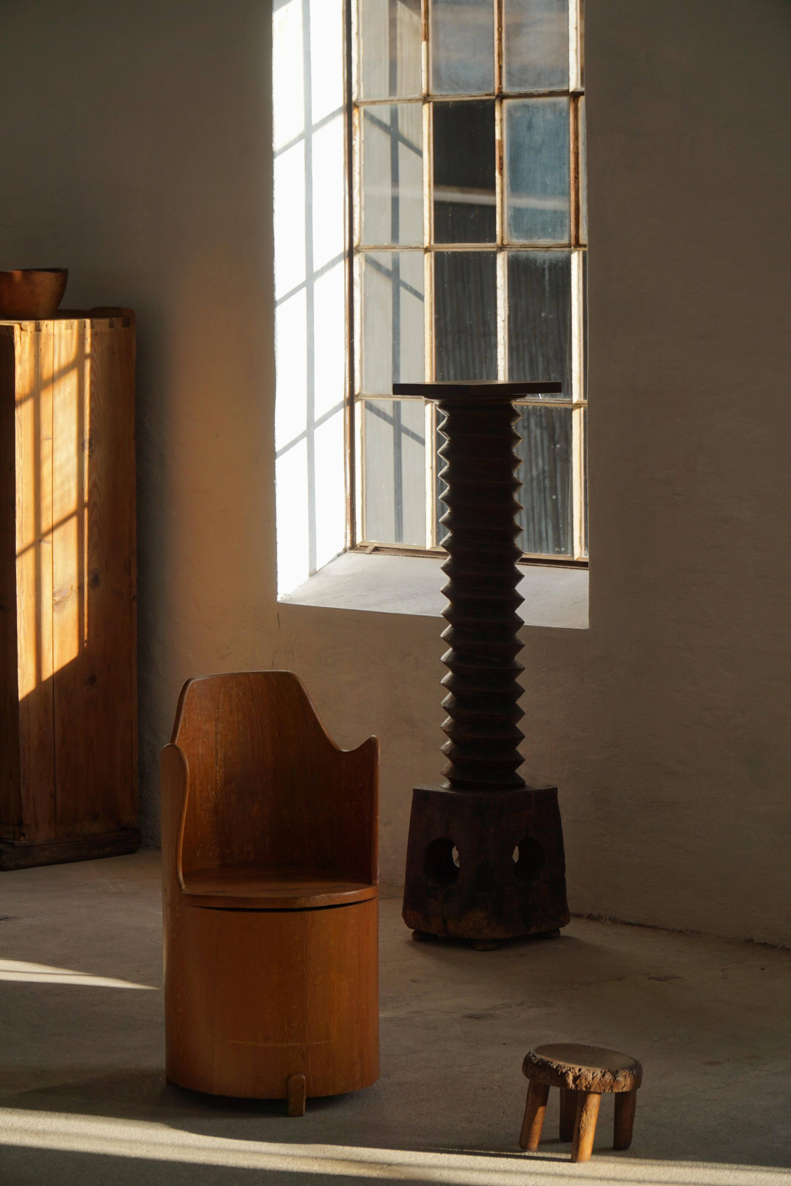 Modern Scandinavian style, Stump chair / "Kubstol" in pine, mid-20th century, 1950s.