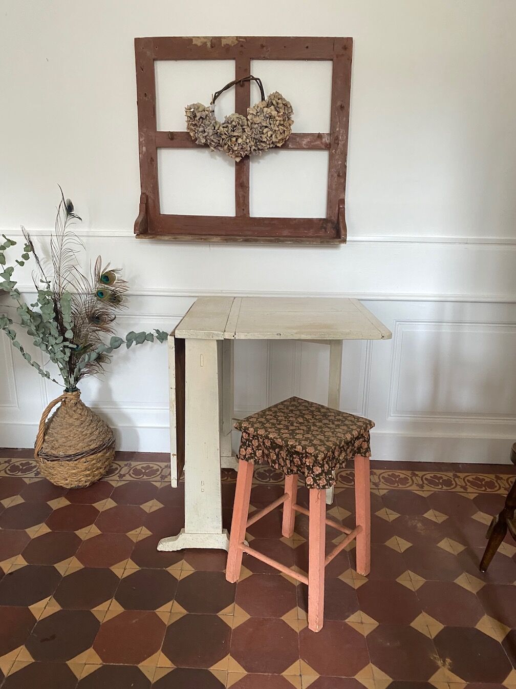 Folding table