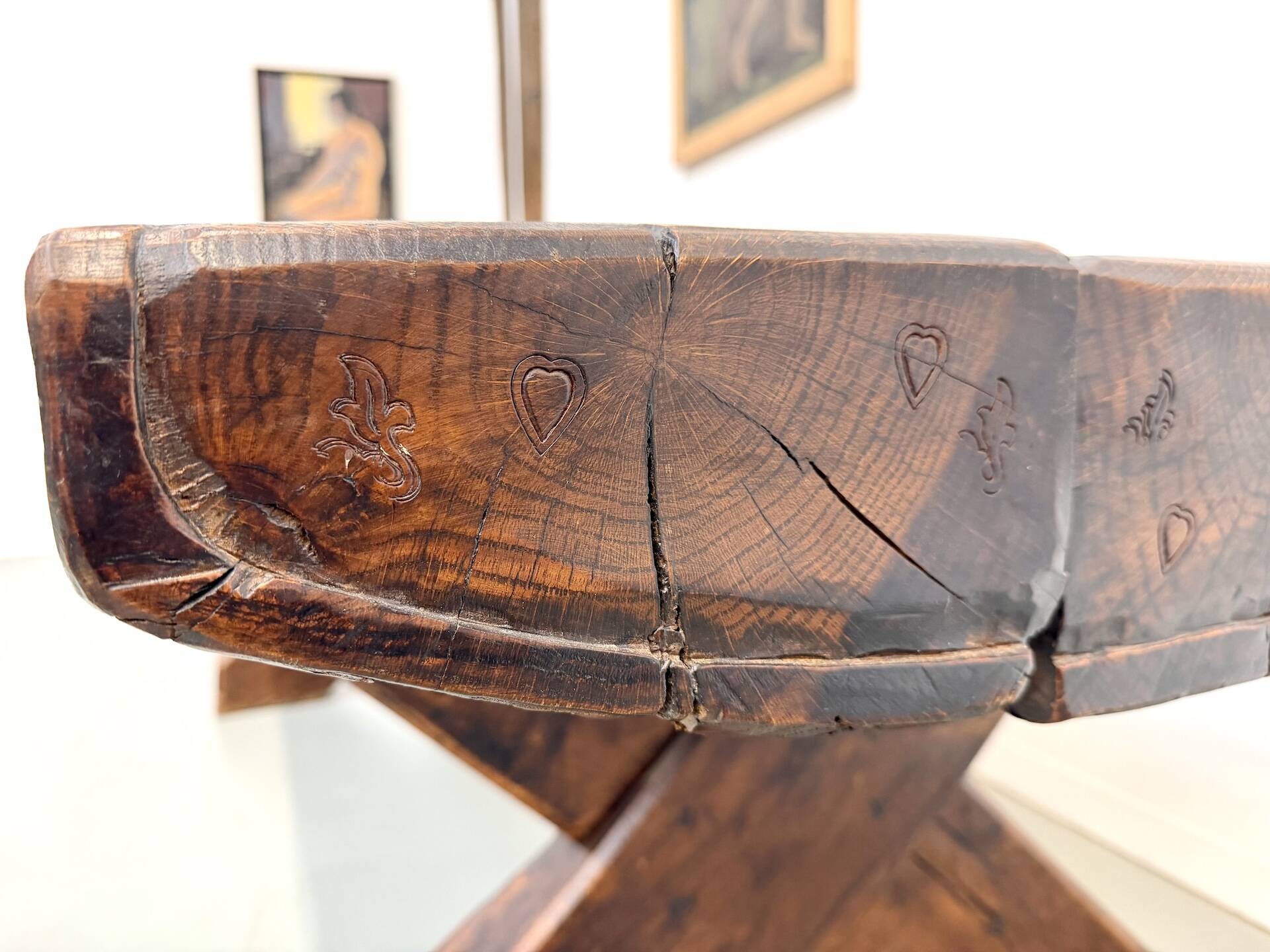 Table Brutaliste en Chêne Massif, Art Populaire (Vers 1900)