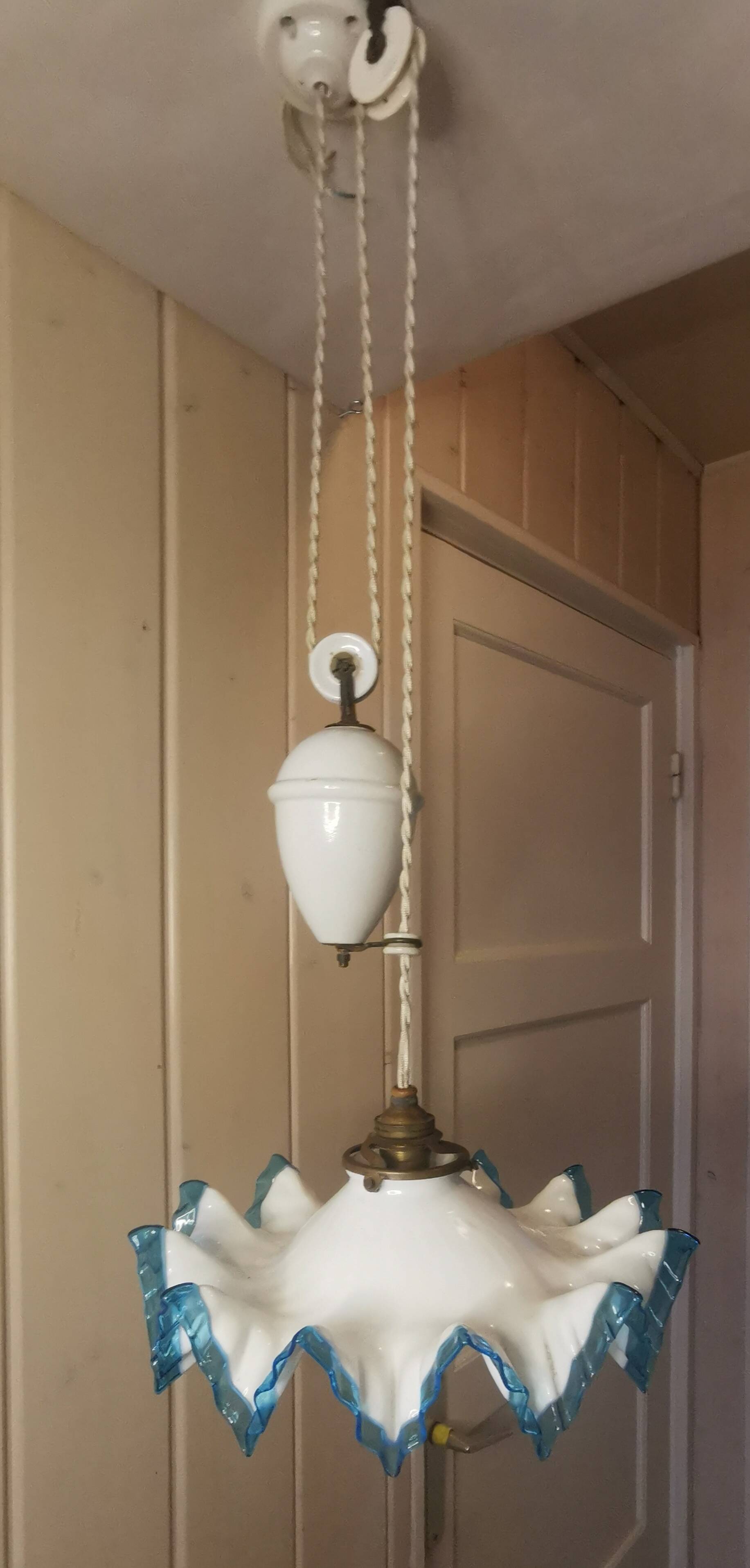 Suspension Up and down Opaline and porcelain