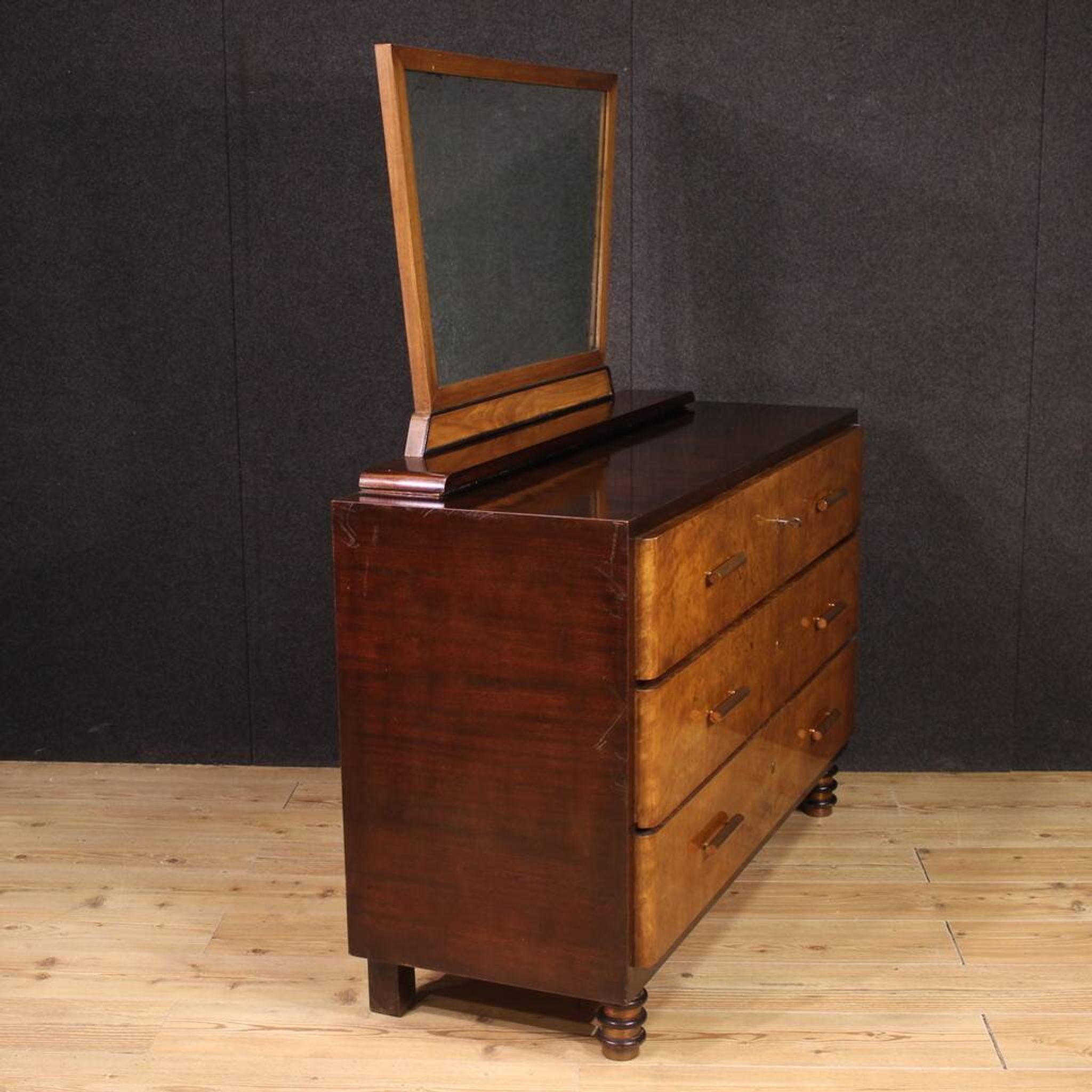 Commode italienne avec miroir des années 1960