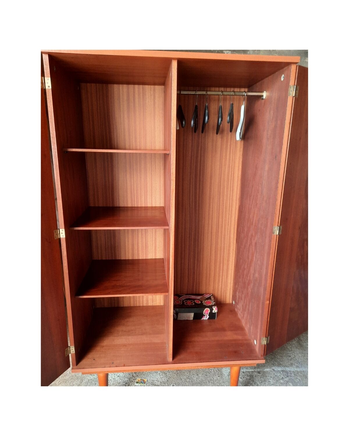 Wardrobe - wardrobe 2 doors mid-century