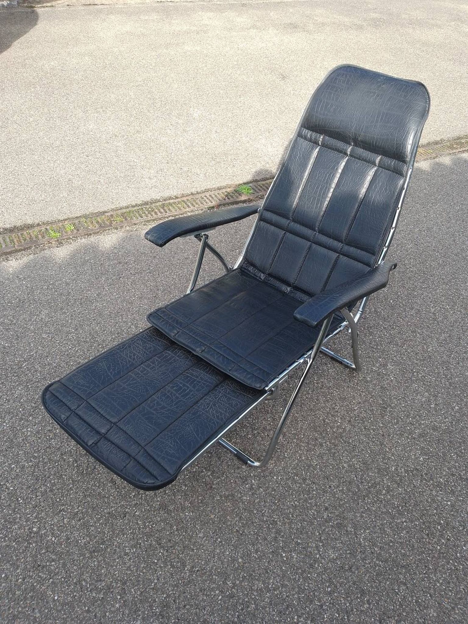 Vintage maule marga airstream reclining folding chair footrest design 1970