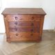 Commode 4 tiroirs en bois massif, début XXème s.