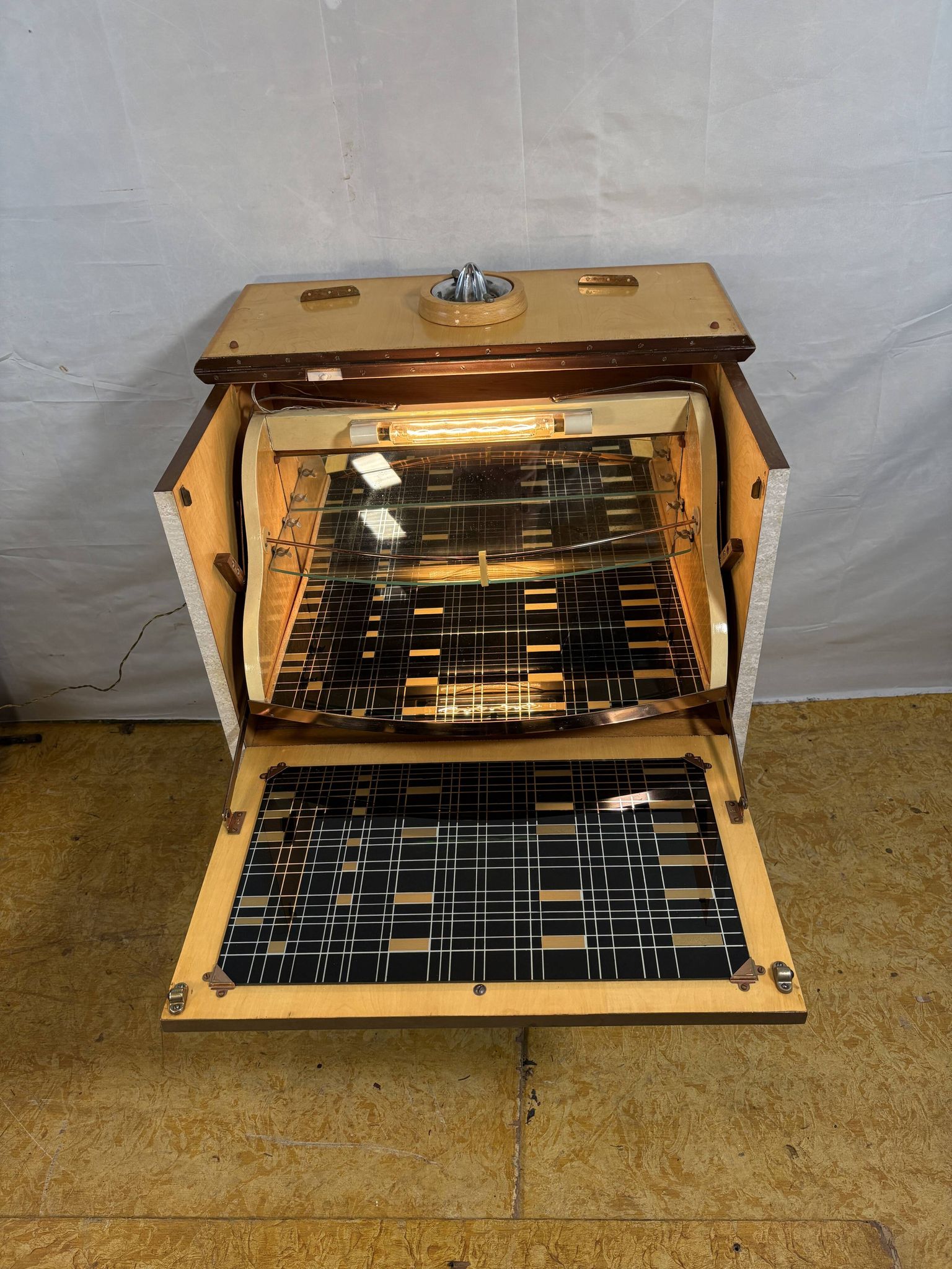 Mid Century Retro Teak & Lamination Cocktail Bar Cabinet (Circa 1950–1960)
