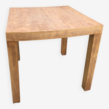 Square minimalist table
