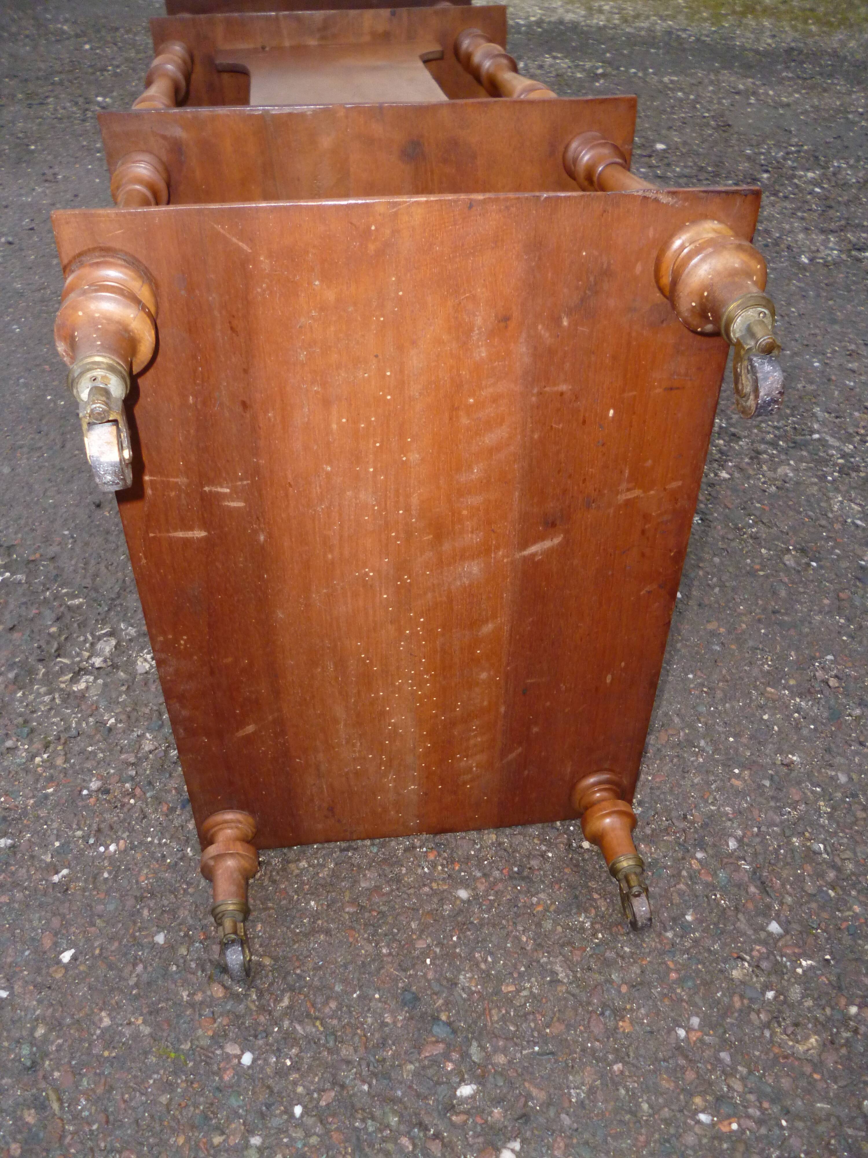 Sheet metal shelf cabinet