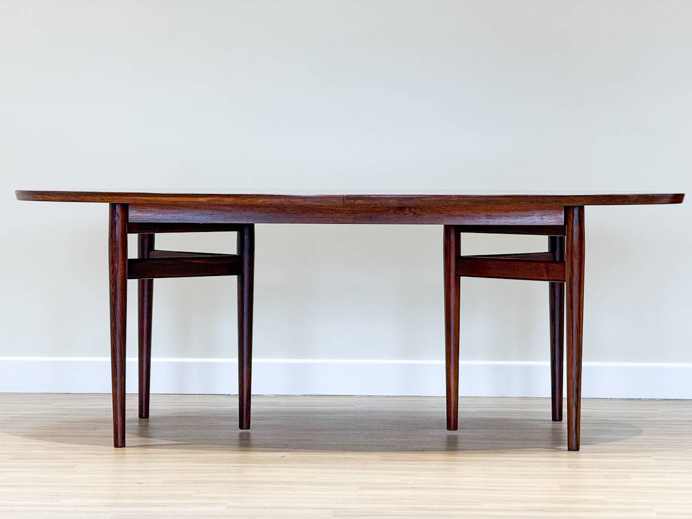 Extendable dining room table and chairs (by Kristian Solmer Vedel)