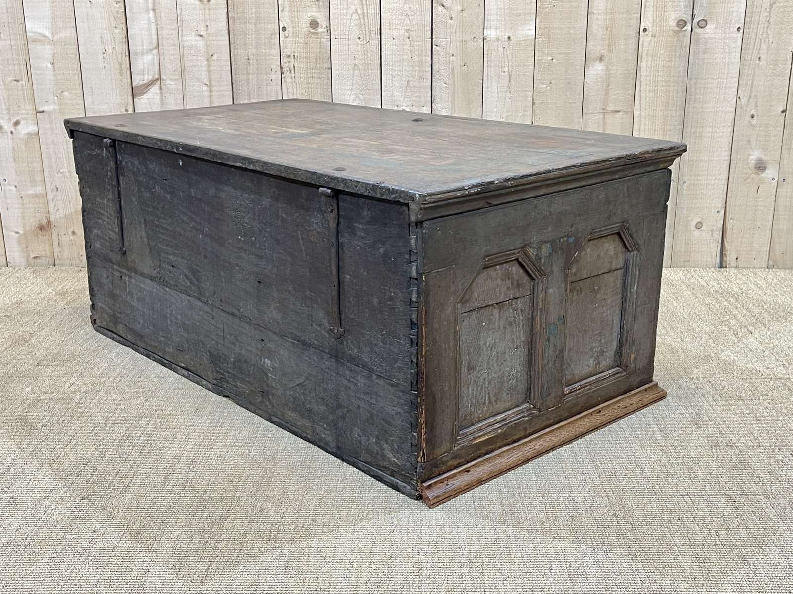 Chest of the seventeenth century in oak and fir