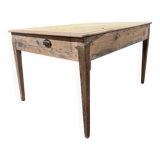 Antique solid wood table – Unique piece from the early 1900s