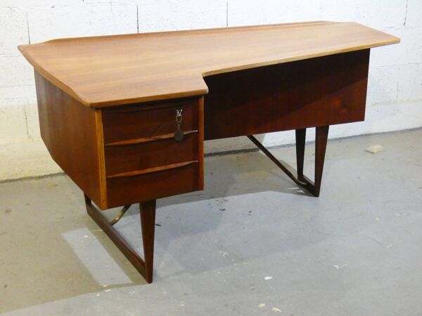 Bureau Boomerang design Peter Lovig Nielsen 1950