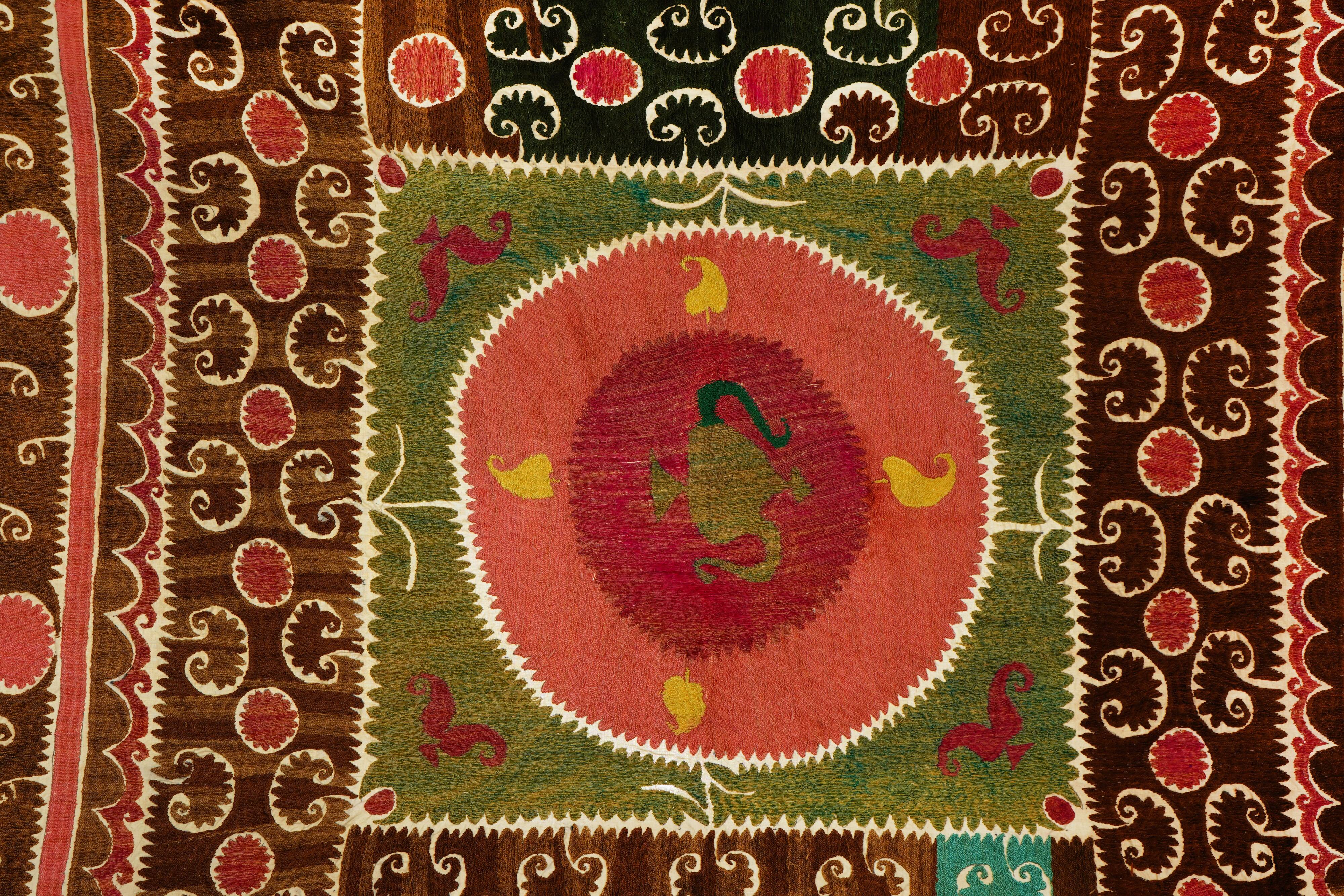 Tapis turc vintage noué à la main 117x139 cm
