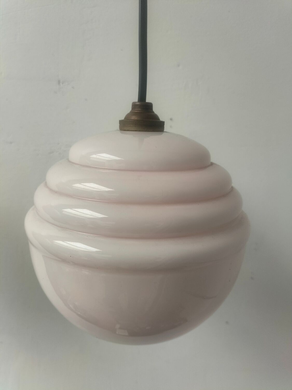 Paire de suspension en opaline