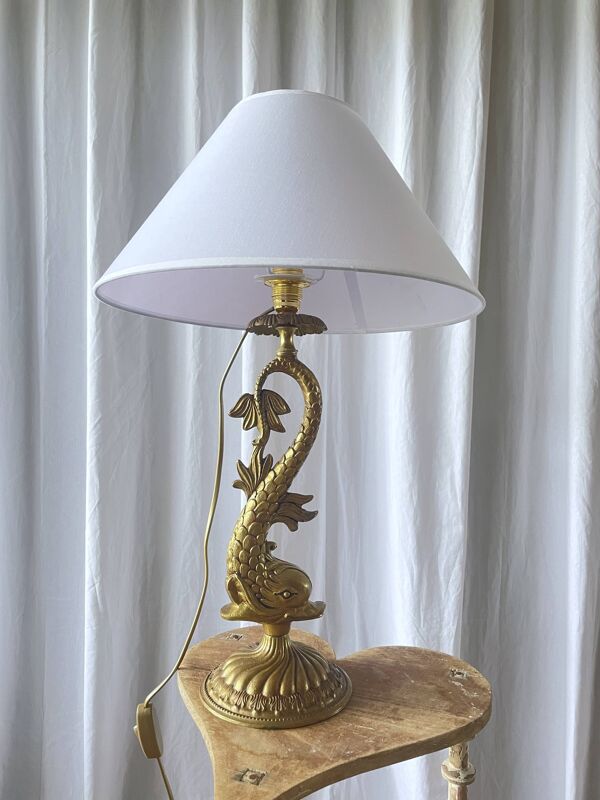 Lampe dauphin en bronze doré style Louis XV