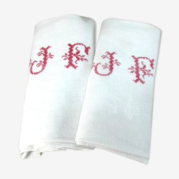 Paire de torchons en coton blanc avec monogramme rouge