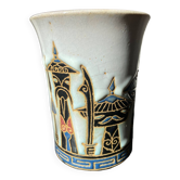 Ceramic vase with soldiers
