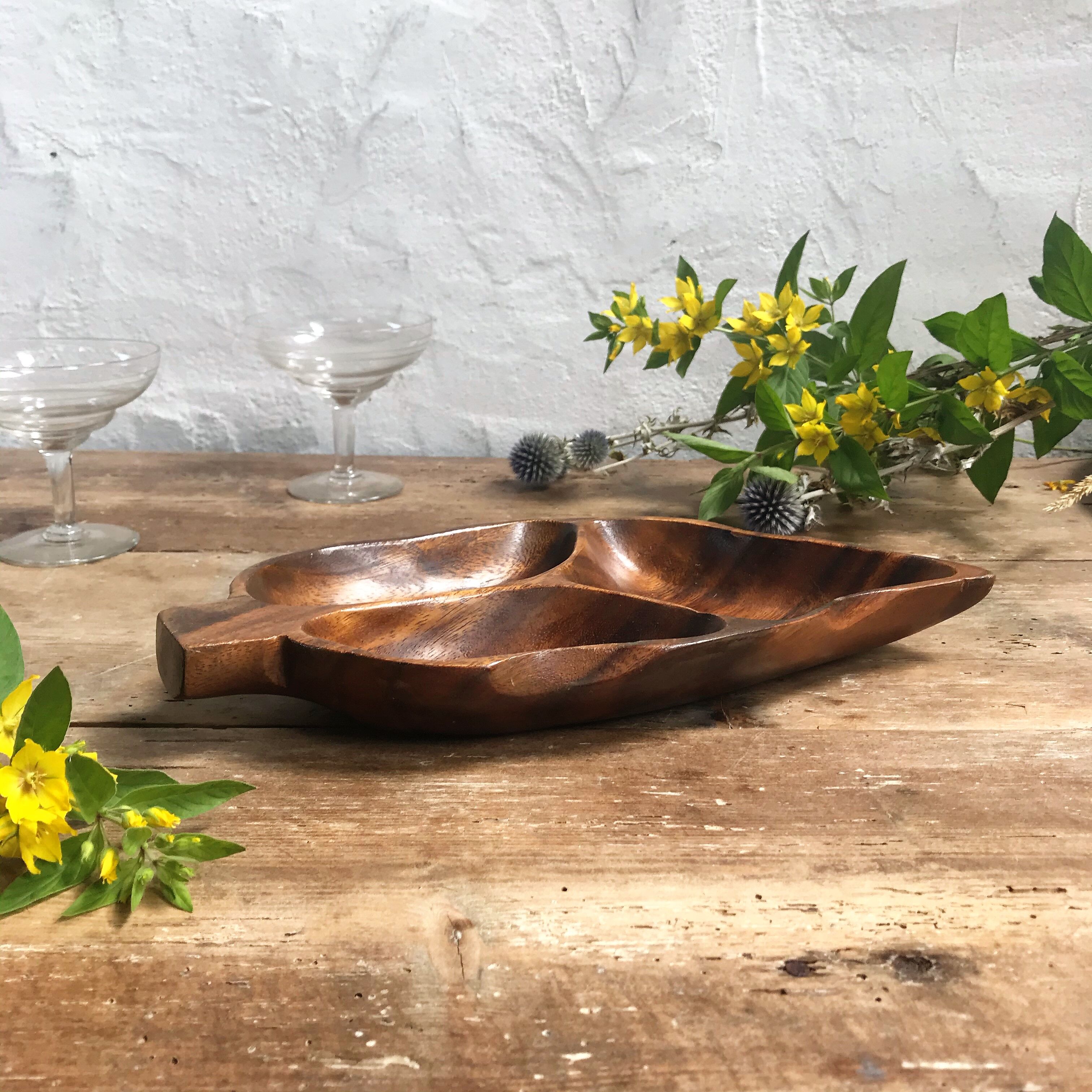 Teak-shaped teak appetizer cut