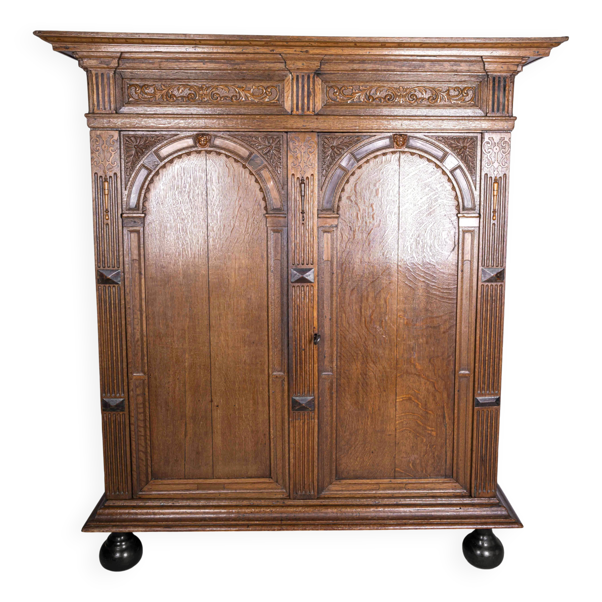 Antique Clothes Press, Netherlands, 1650s