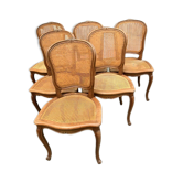 Suite de six chaises de style Régence en chêne massif XX siècle