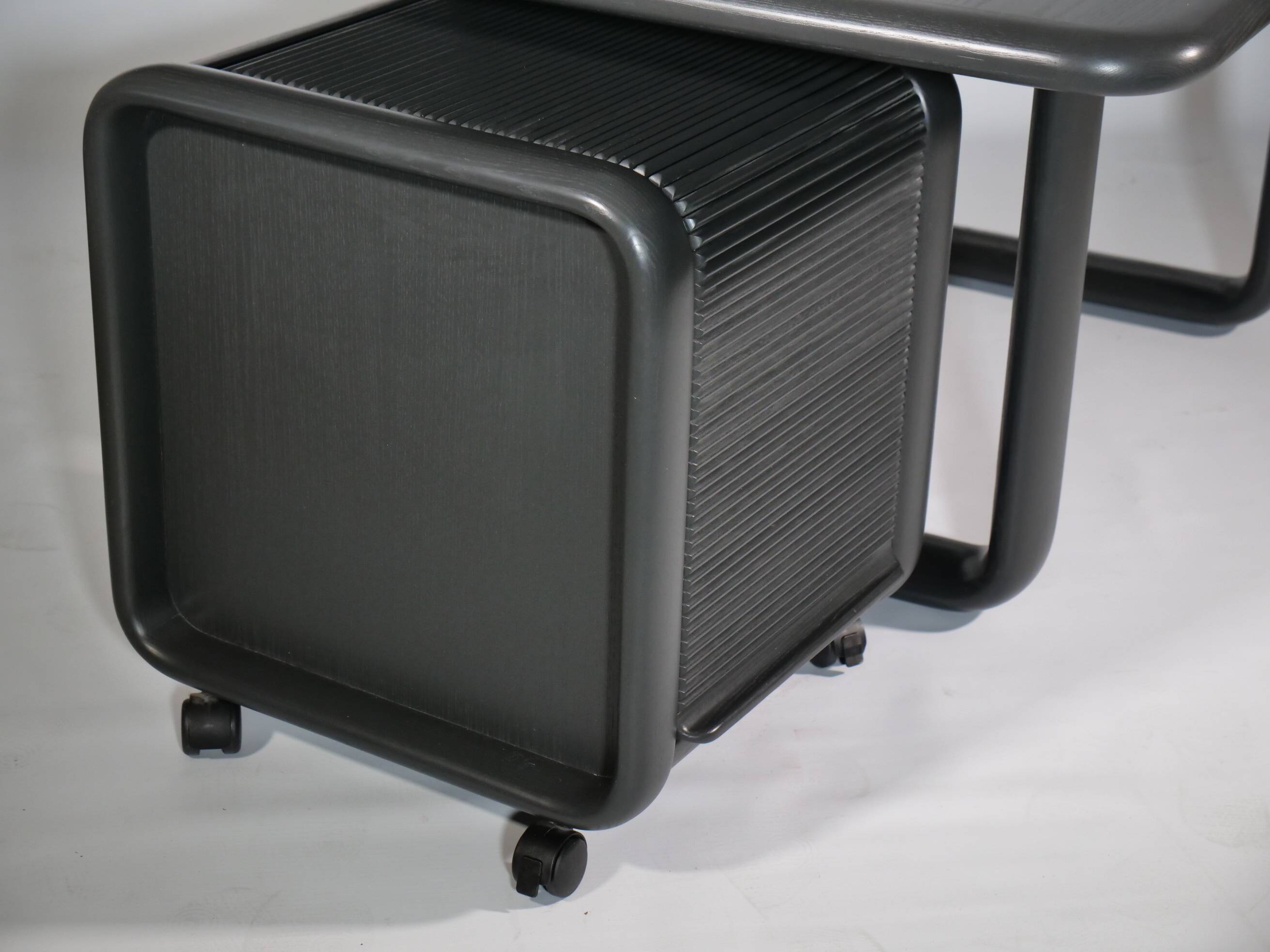 Bureau "Hombre" en bois massif par B.Vogtherr pour Rosenthal, années 1970